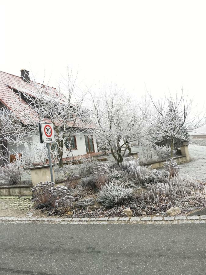 Ferienwohnung Eibenweg Gebsattel Zewnętrze zdjęcie